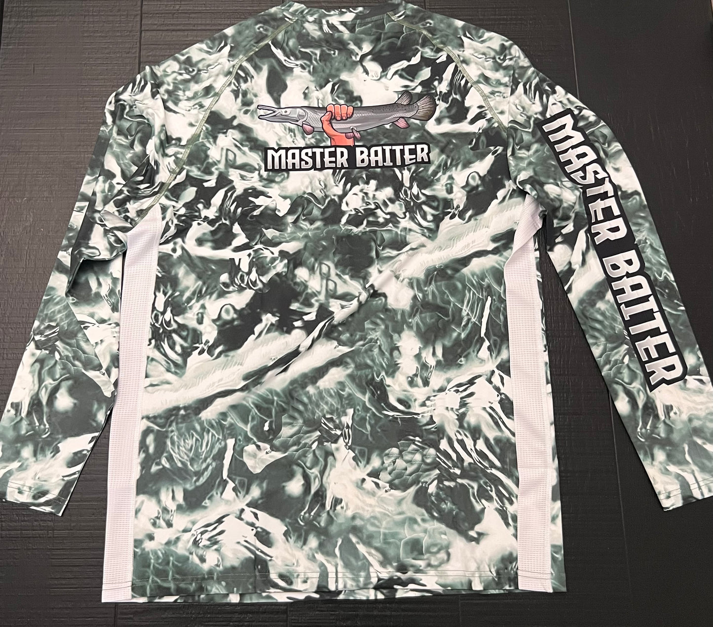 Green Long-sleeved Garfish Shirt