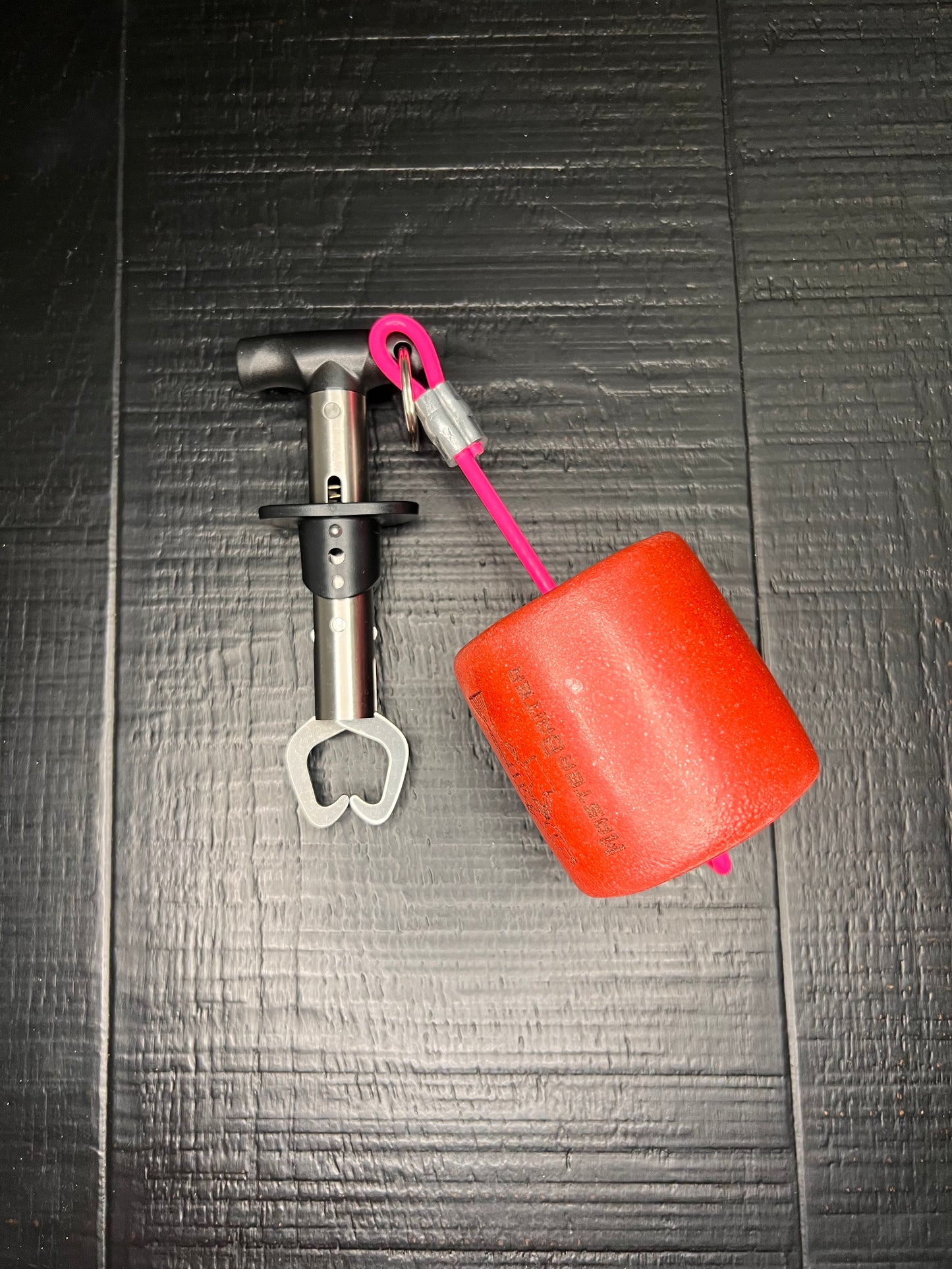 Fish Grip With Float